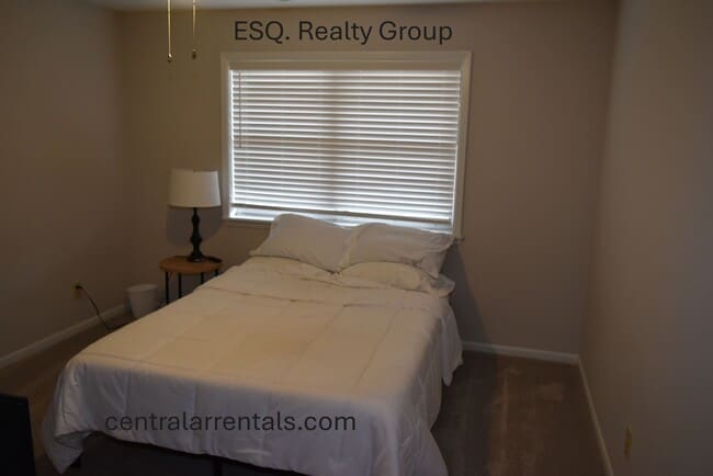 Building Photo - 38 Shoshoni Dr