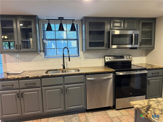 Building Photo - 506 Pecos Trail