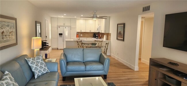 Building Photo - 1051 Foxfire Ln