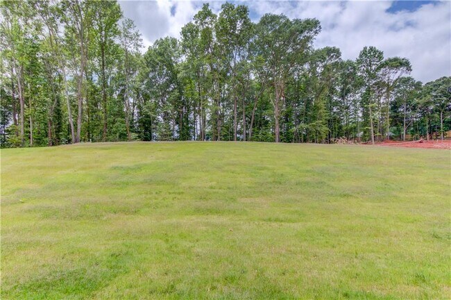 Building Photo - 37 Deer Cyn Dr