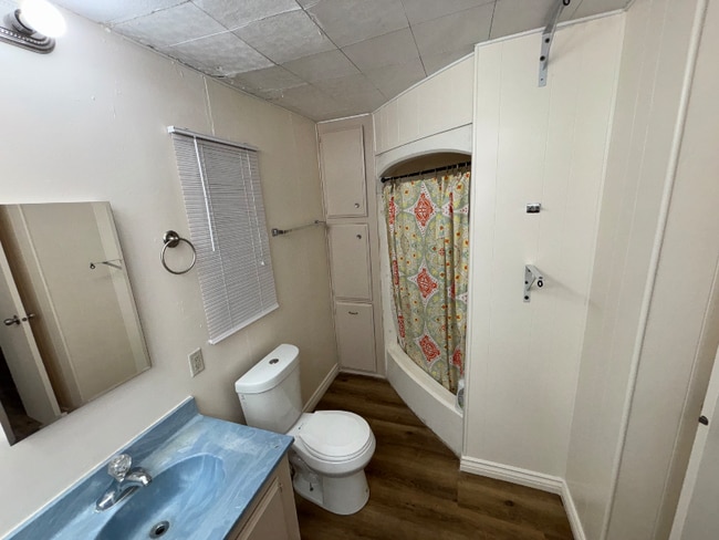 Building Photo - 1510 Orilla Ln
