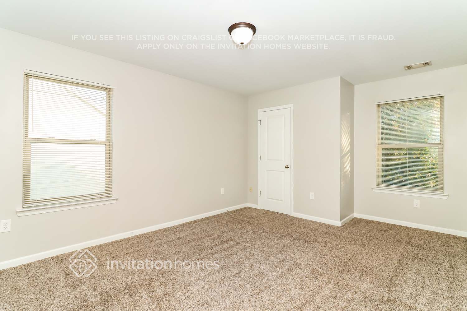 Building Photo - 3165 Franklin St