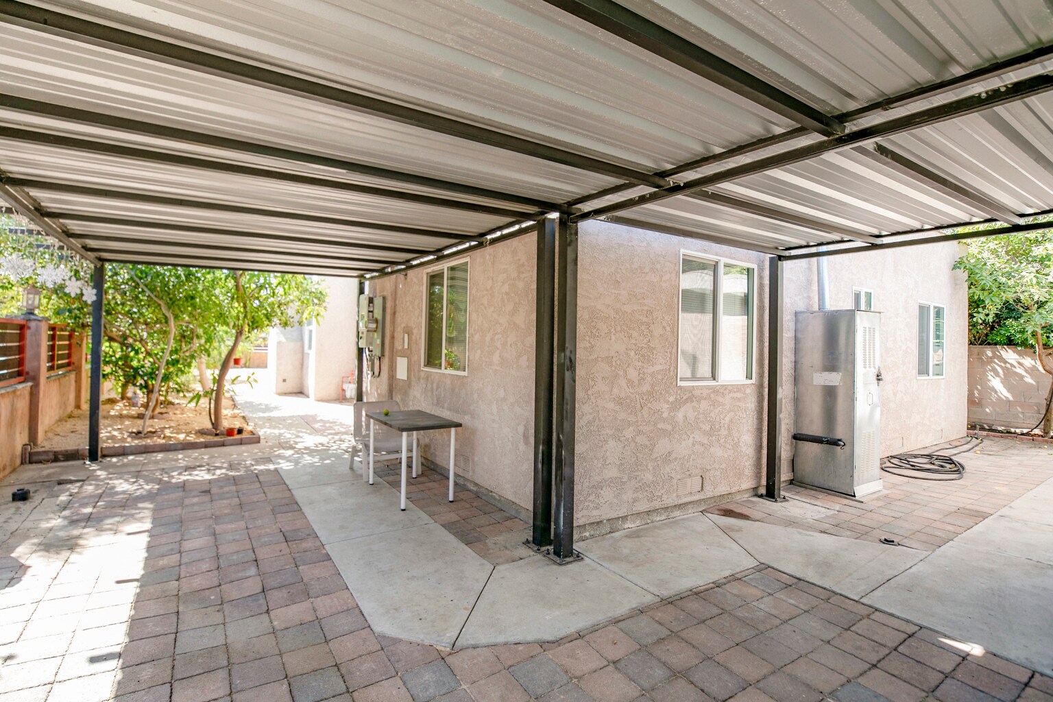 Building Photo - 18605 Valerio St