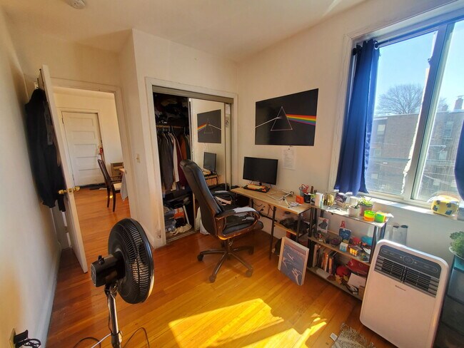 Building Photo - 41 Egremont Rd