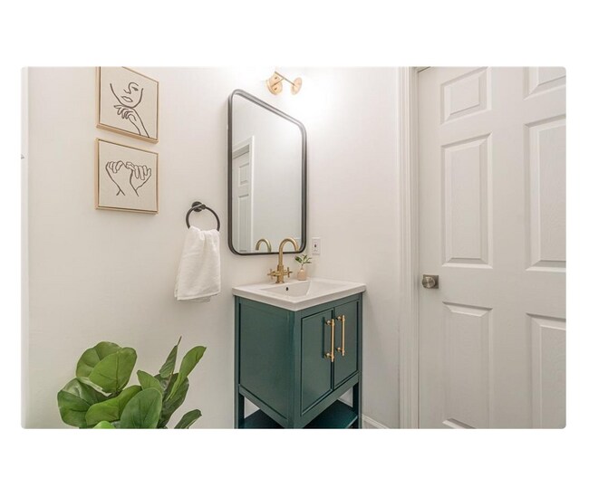 Building Photo - 1278 Adair St SW