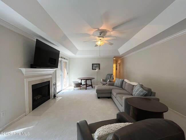 Building Photo - 100 Bridle Path Cir