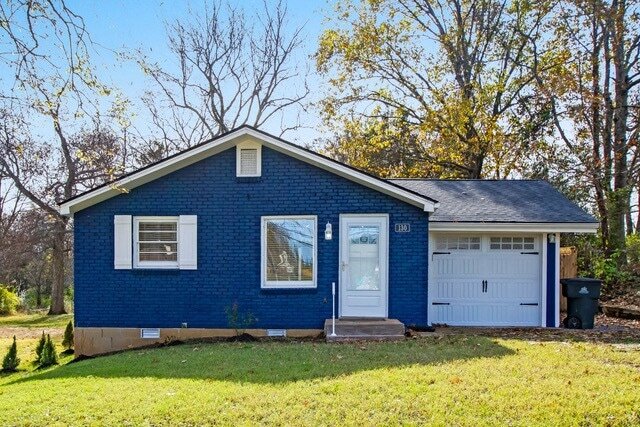 Building Photo - 130 Hart Ln