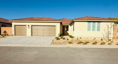 Building Photo - 39171 Quixote Ct