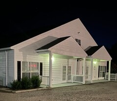 Building Photo - 20892 Cochran Rd