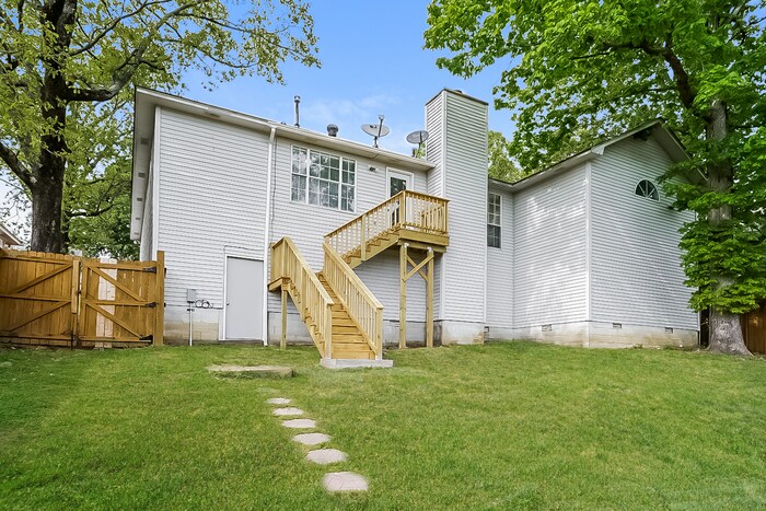 Building Photo - 38 Summit Ridge Dr