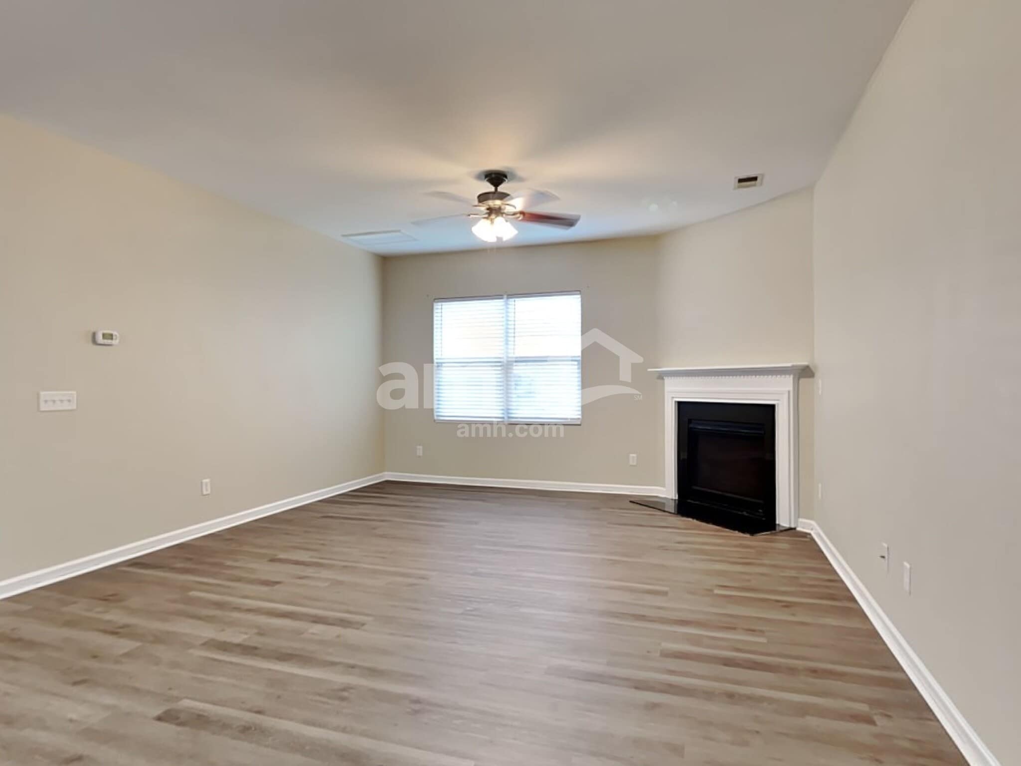 Building Photo - 350 Iveson Rd