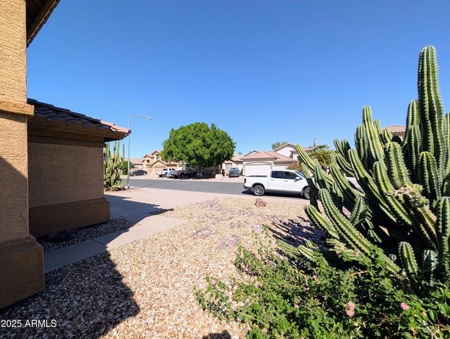 Building Photo - 5959 W Kimberly Way