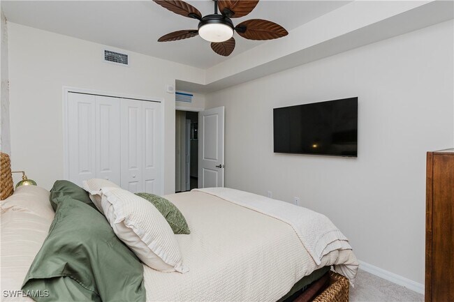 Building Photo - 5555 Double Eagle Cir