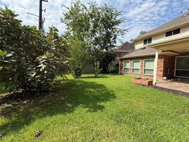 Building Photo - 3739 Elkins Rd