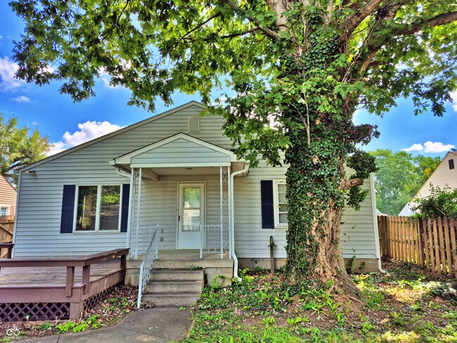 Building Photo - 1126 Allison Ave