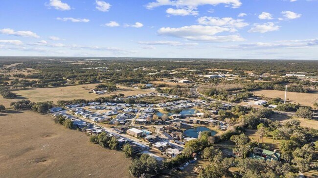 Building Photo - 2920 Pecan Ave