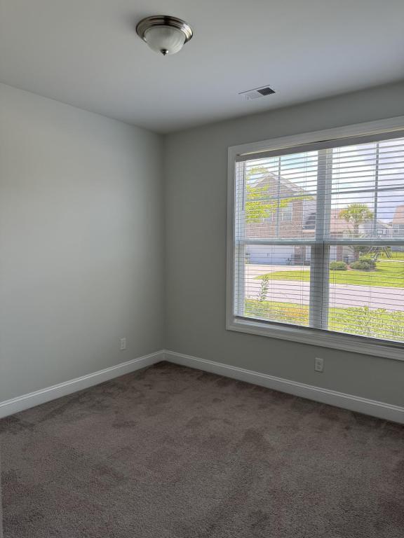 Building Photo - 2800 Scarecrow Way