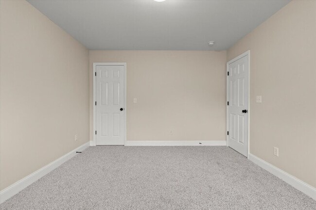 Building Photo - 288 Big Oak Ln