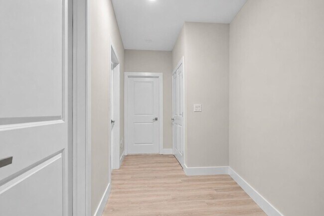 Building Photo - 4805 Aschoff Pl