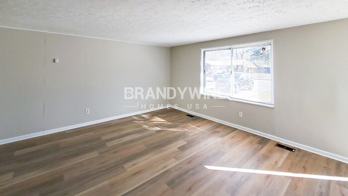 Building Photo - 3225 Valley Bend Rd