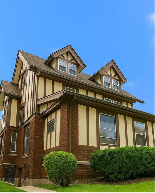 Building Photo - 149 E Gilman St