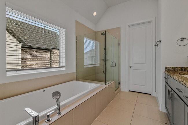 Building Photo - 10943 Grove Tree Ln