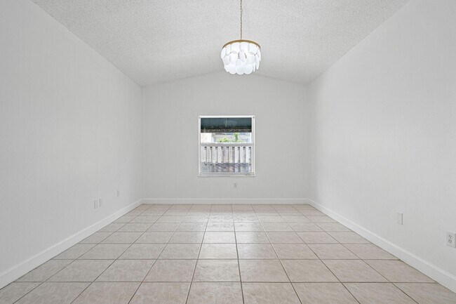 Building Photo - 11255 NW 53rd Ln