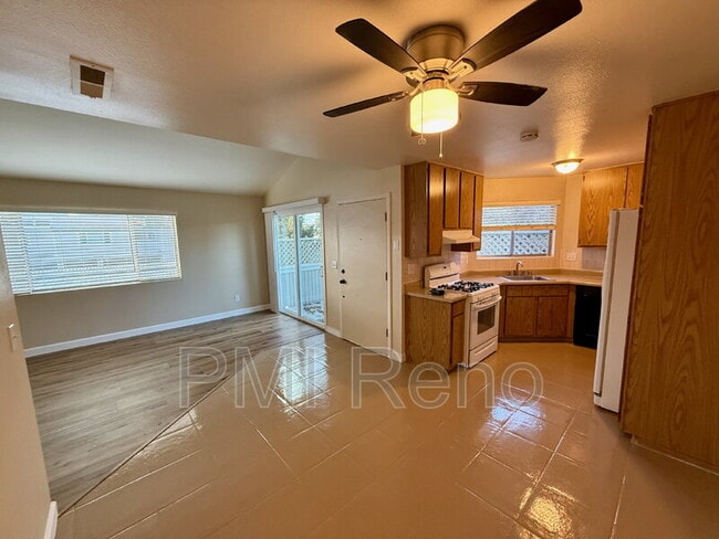 Building Photo - 2507 Sycamore Glen Dr