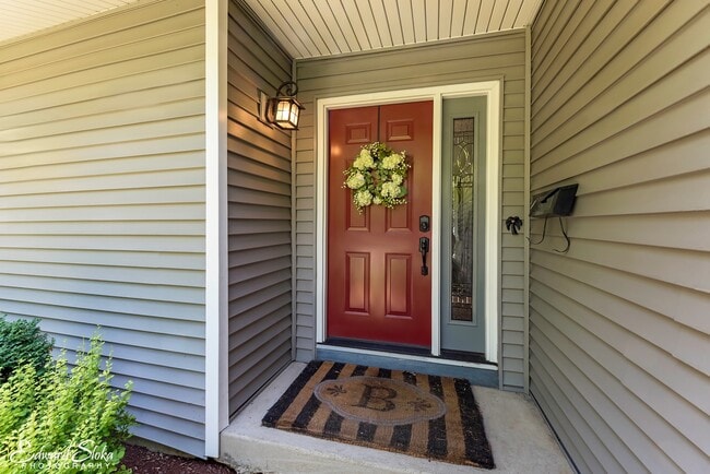 Building Photo - 659 Alida Dr