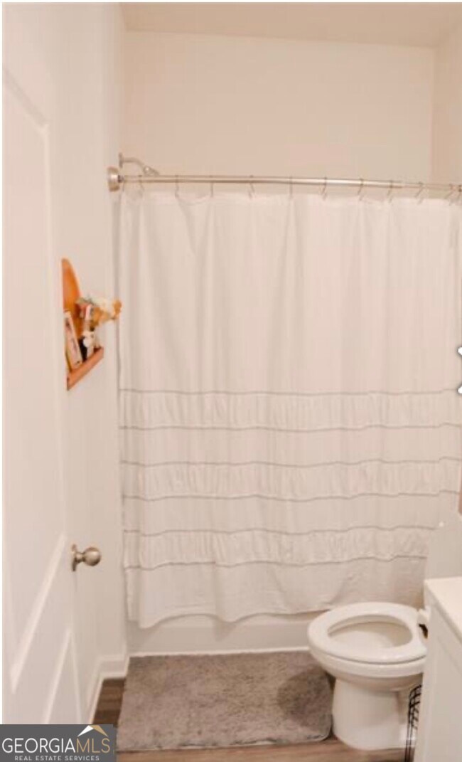 Building Photo - 7584 Saffron Ave