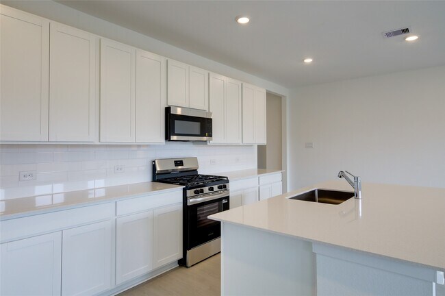 Building Photo - 21723 Colonial Medow Creek Trl