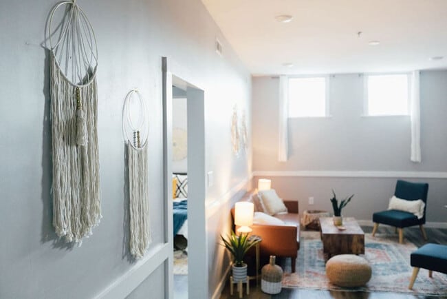 Building Photo - 117 Spring St