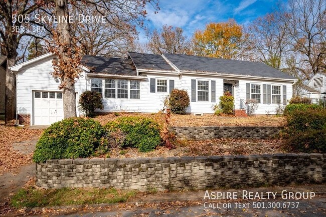 Building Photo - 505 Skyline Dr