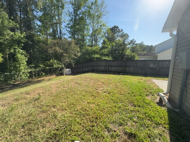 Building Photo - 1992 W Brandymill Ln