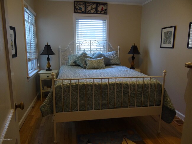 Building Photo - 132 Stockton Ave