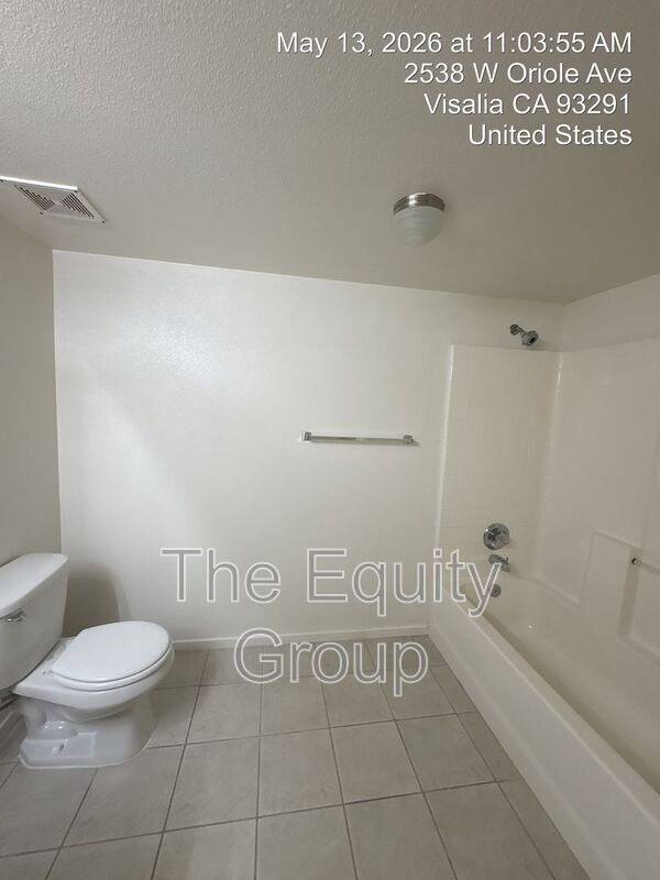 Building Photo - 2534 W Oriole Ave