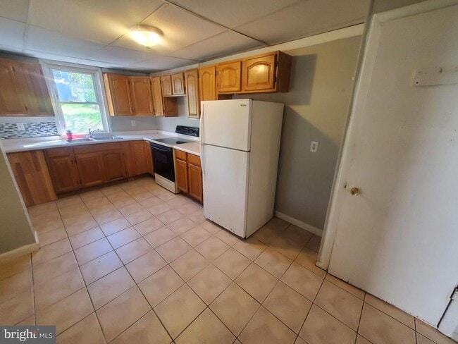 Building Photo - 1736 Fairview St