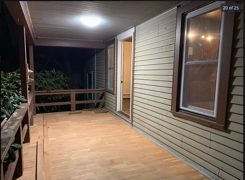 Building Photo - 11A Point Pleasant Rd