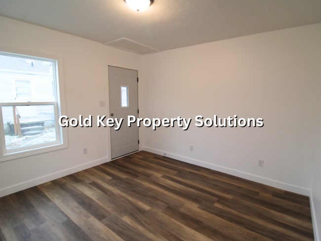 Building Photo - 4105 Main St