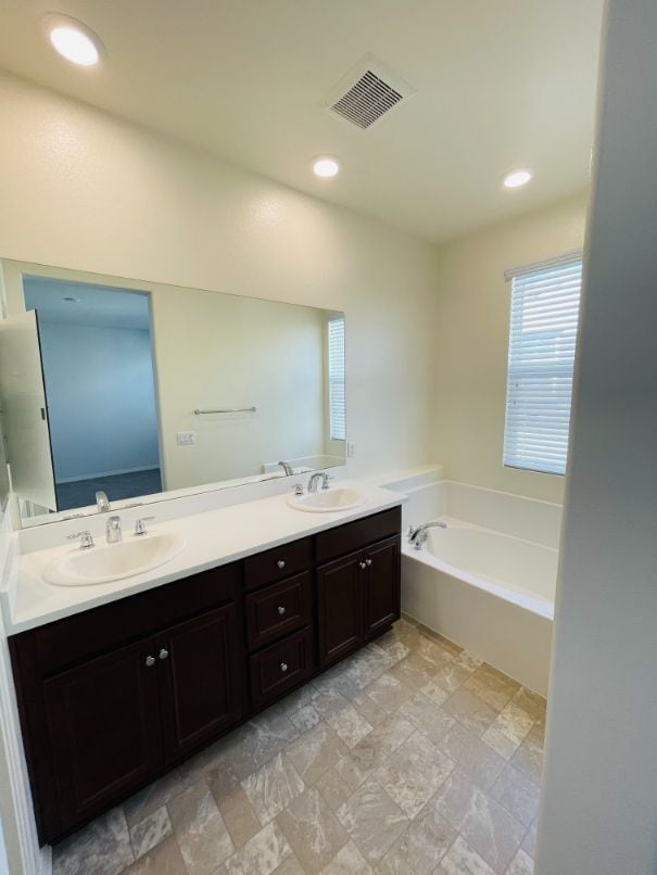 Building Photo - 40407 Calle Real