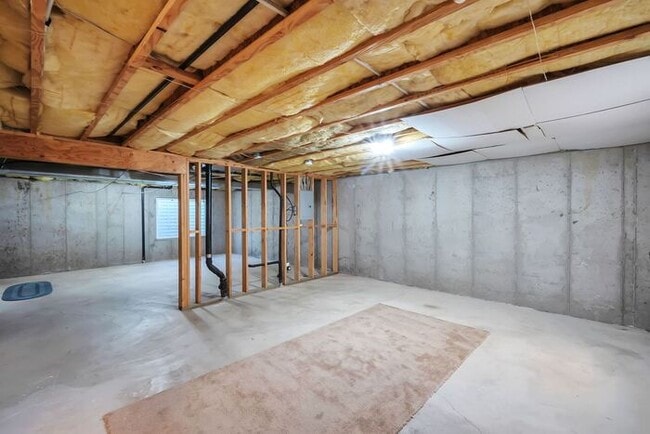 Building Photo - Peaceful Provo Townhome