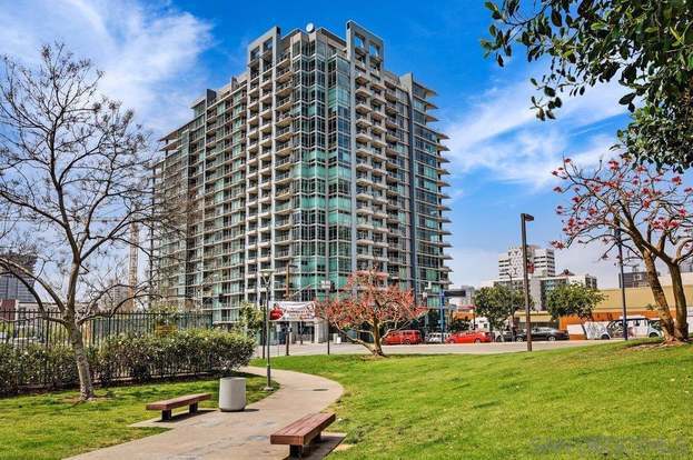 Building Exterior - 1080 Park Blvd