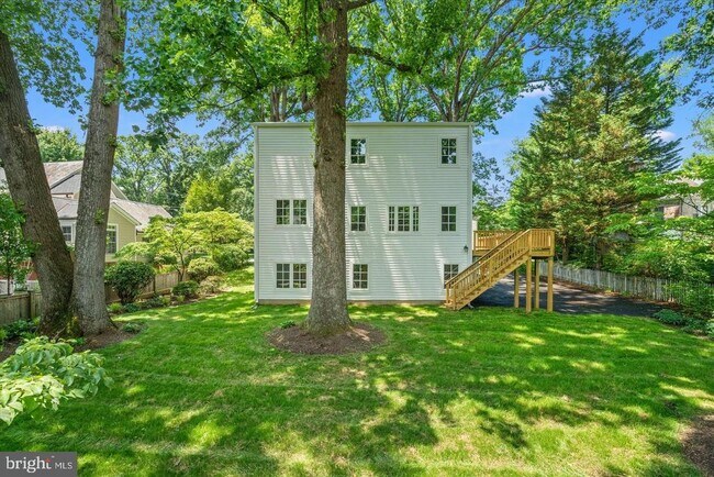 Building Photo - 7825 Oldchester Rd