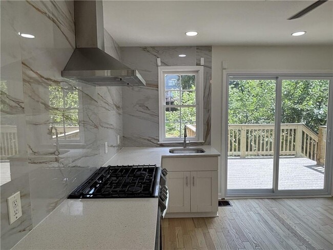 Building Photo - 2469 Glynn Dr SE