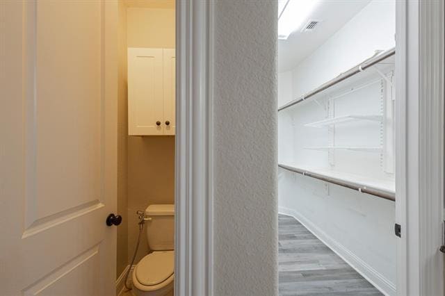 Building Photo - 9704 Tanen Dr