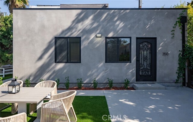 Building Photo - 348 S Orange Dr