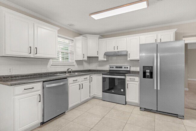 Building Photo - 4490 FL-87