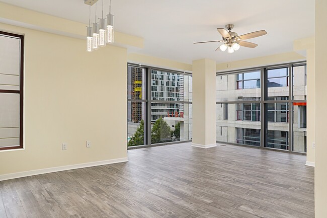 Primary Photo - East Village 2 bedroom 2 bath condo in Met...