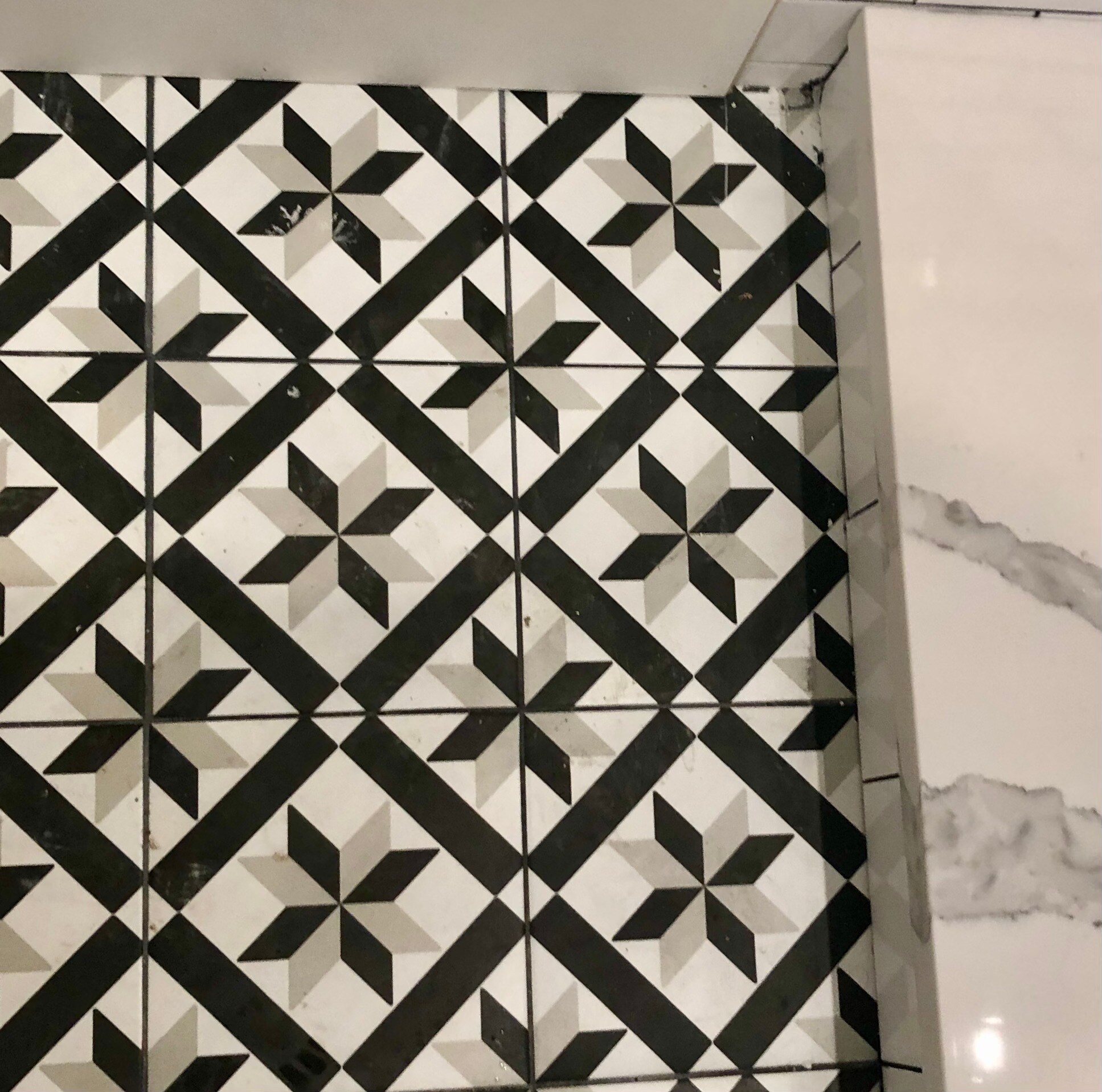 Unique tile in both bathrooms - 7810 Copperas Dr