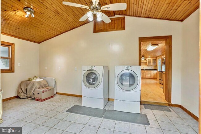 Building Photo - 39362 Rickard Rd